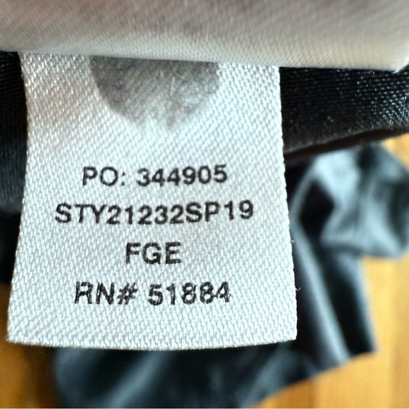 PATAGONIA Women’s Happy Hike Shorts Grey 4” Large - Picture 5 of 5